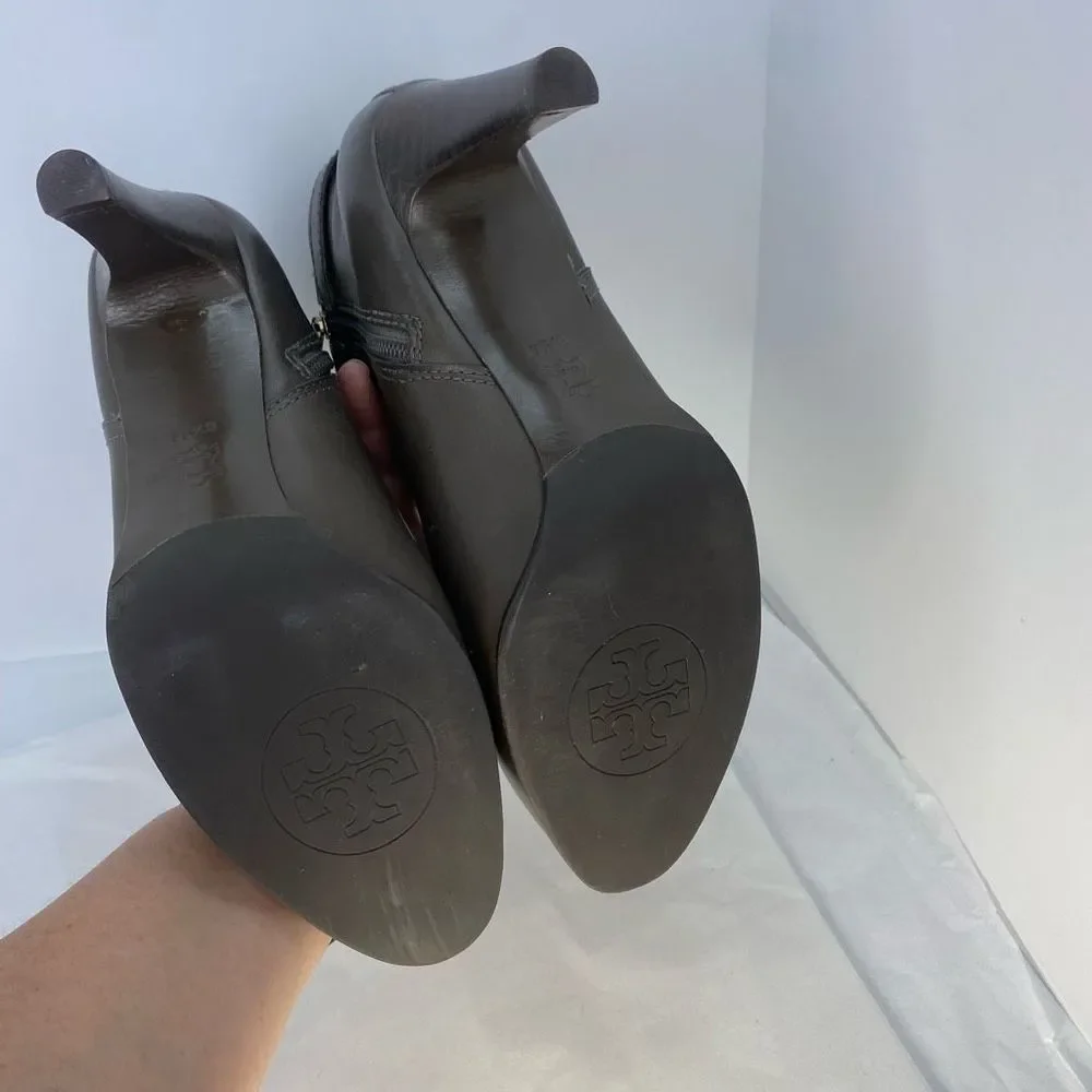 🫒Tory Burch Olive Brown Leather Ankle Booties with Gold Logo